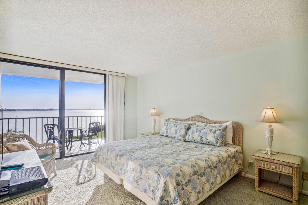 Bahia Del Mar 501- Cozy and Coastal, Enjoy Isla Del Sol - Housity