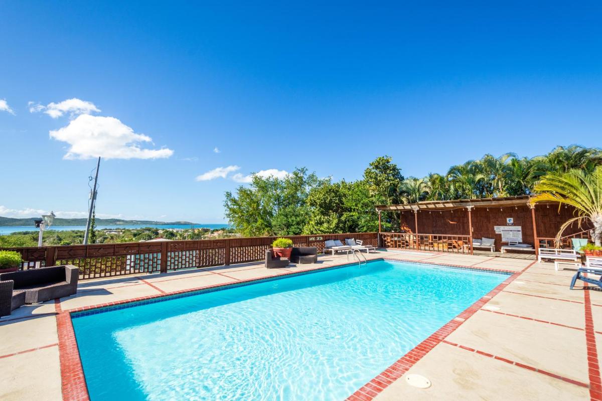 West Coast Inn's - Housity