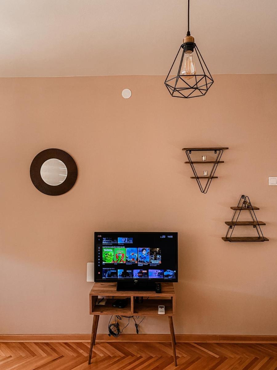 Manila Apartment Kragujevac - Housity