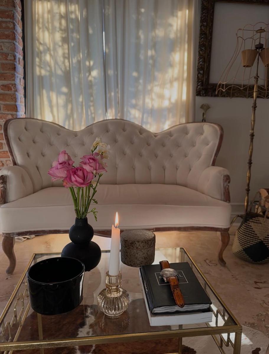 CHERRY VINTAGE HOME - Housity