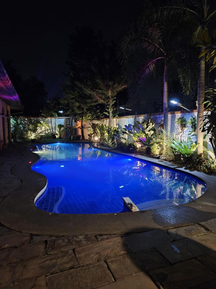Nirvana Pool Villa 2 - Housity