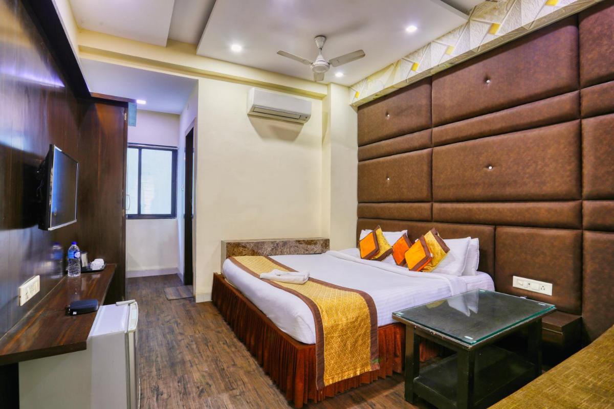The Ashoka Hotel - Housity