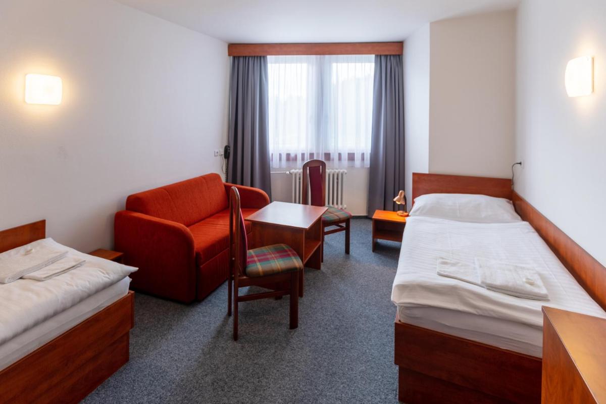 Hotel Regent - Housity
