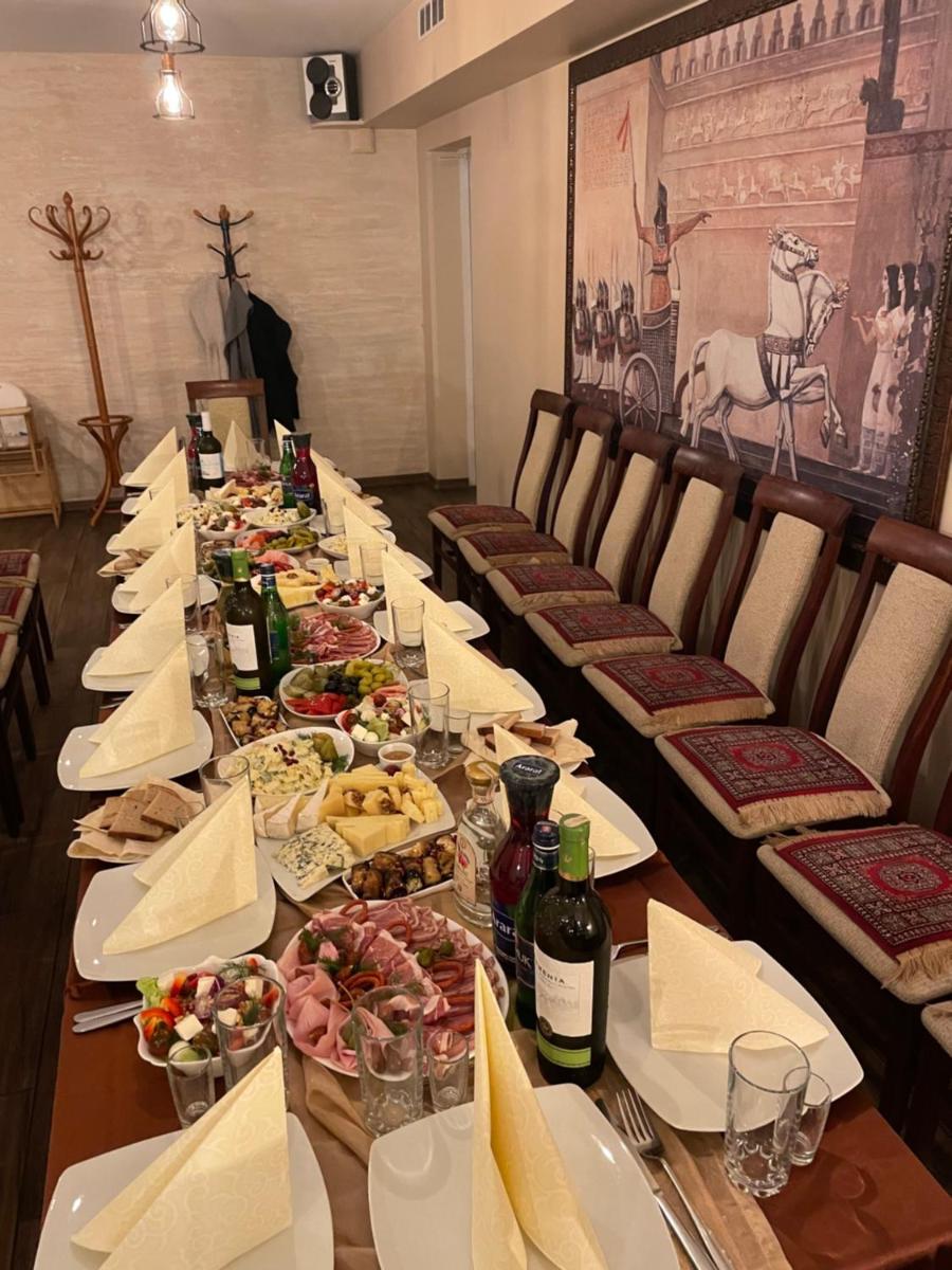 Hotel Jerevan - Housity