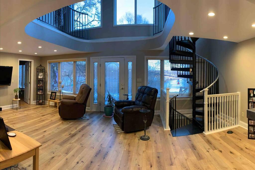 Spacious St Croix River Home with Private Beach - Housity