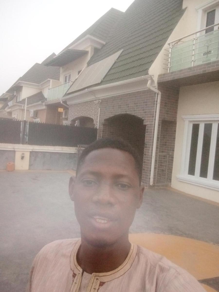 Cis service apartment - Housity