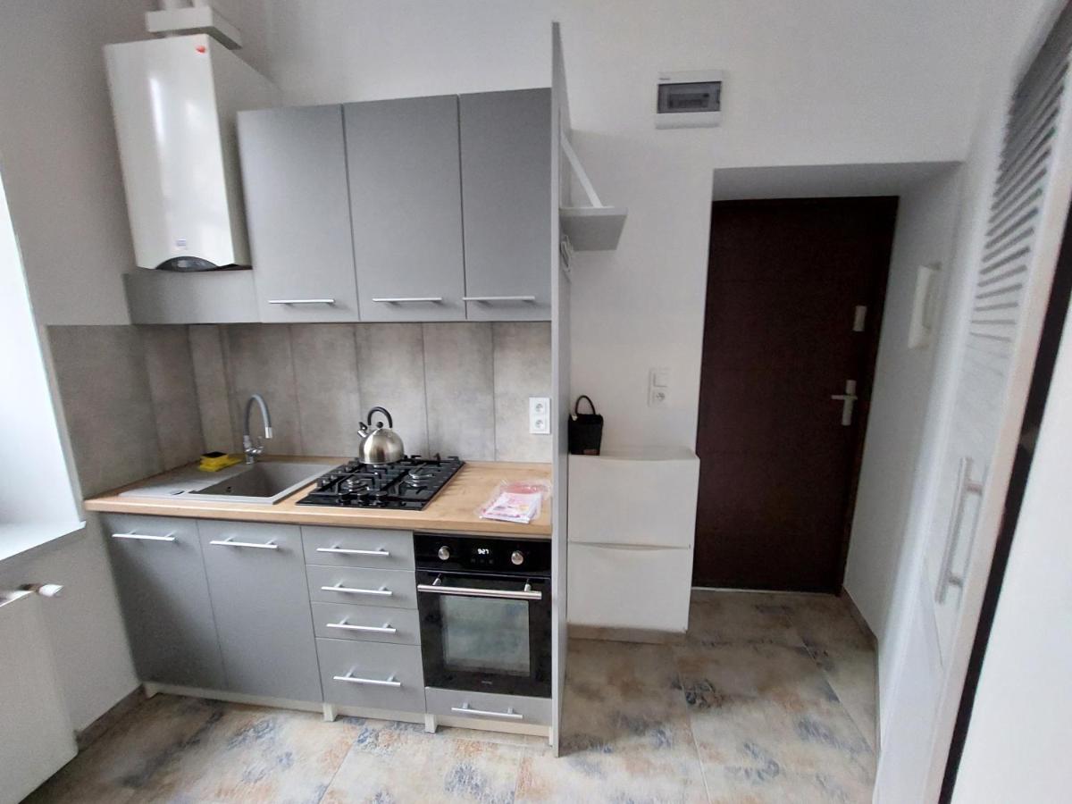 Apartament Kamienna Gora - Hizvo
