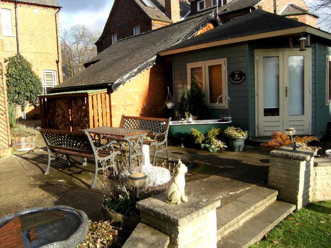 Bridge House Bed & Breakfast - Housity