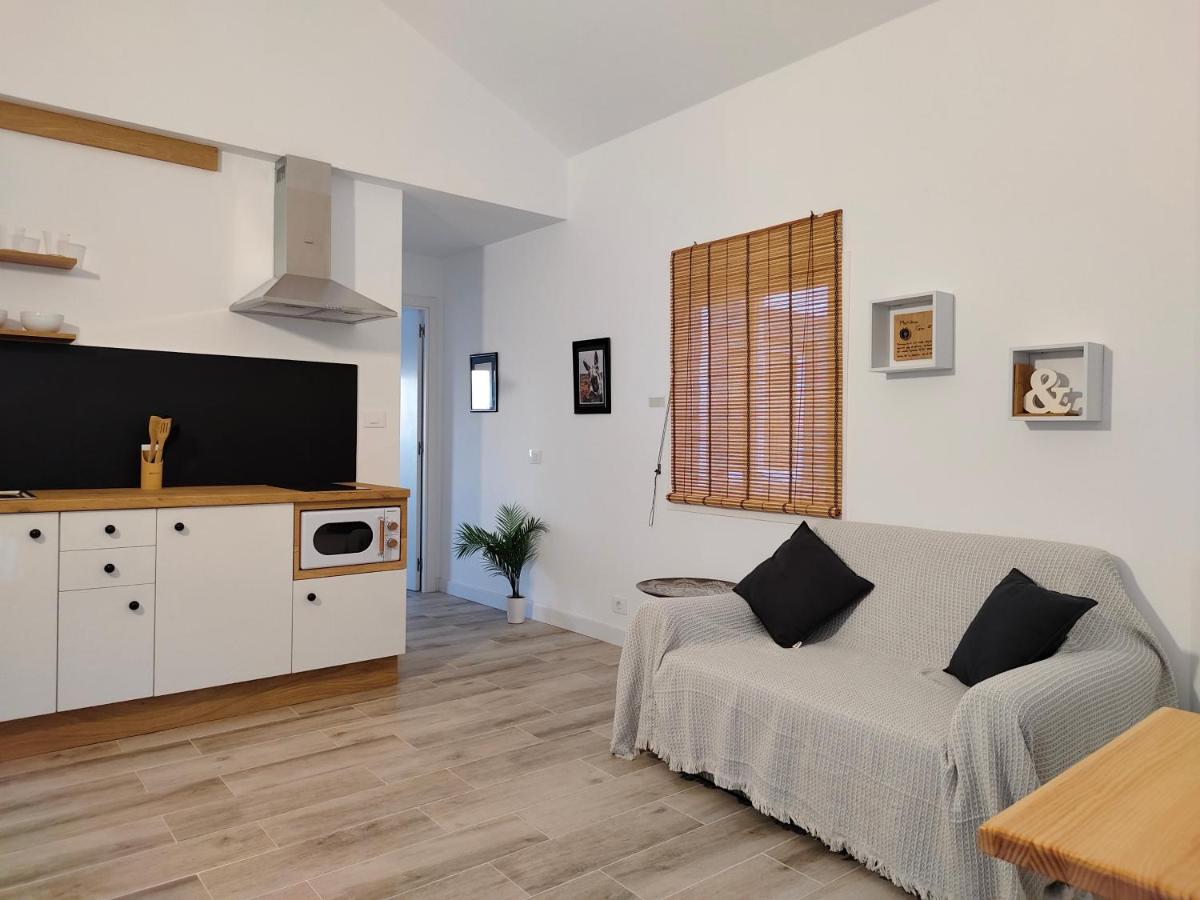 Hierro - Housity