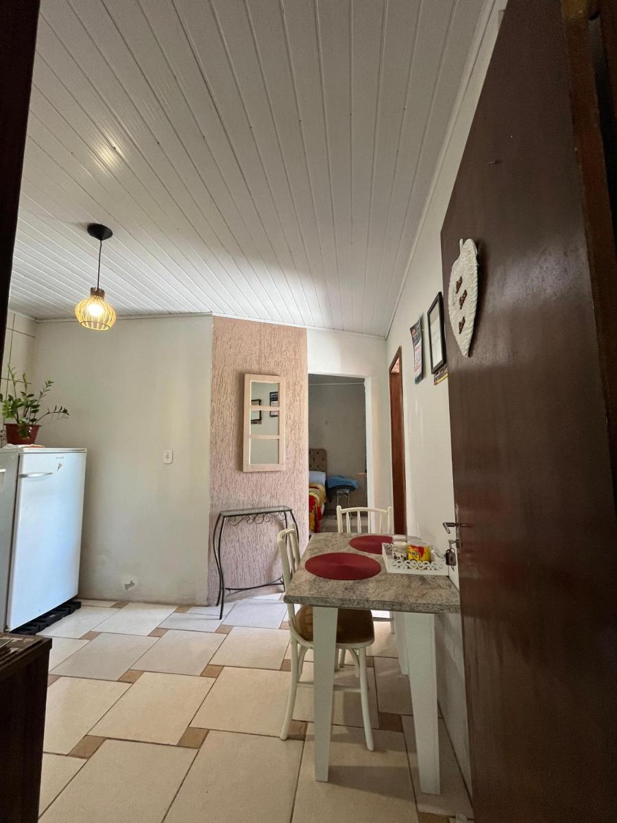 Casa com suíte - Housity
