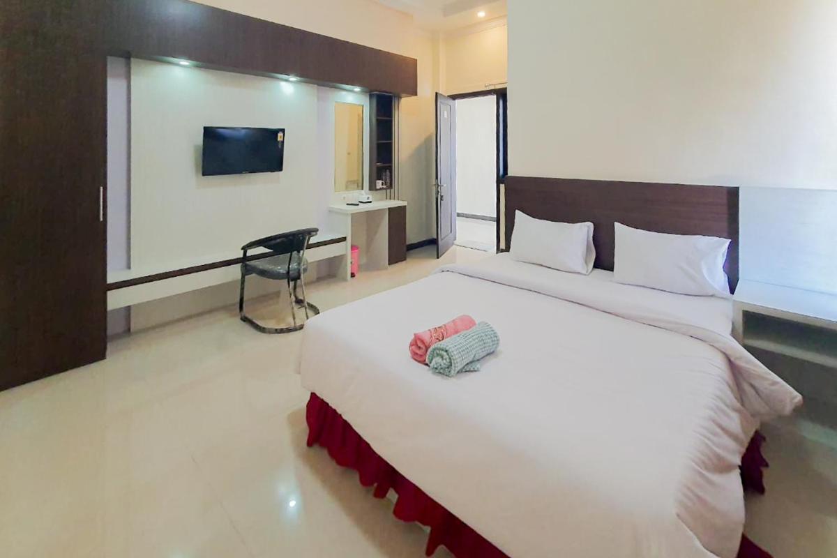 Rose Hotel Bangkalan - Housity