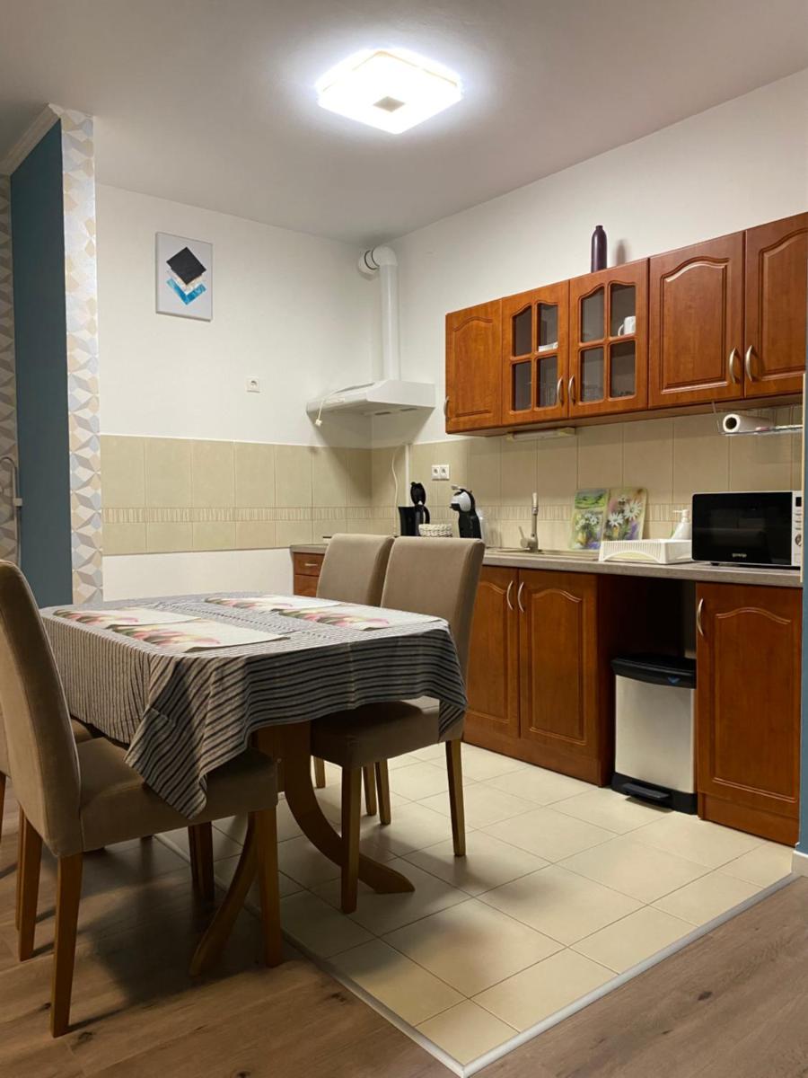 Alma apartman - Housity