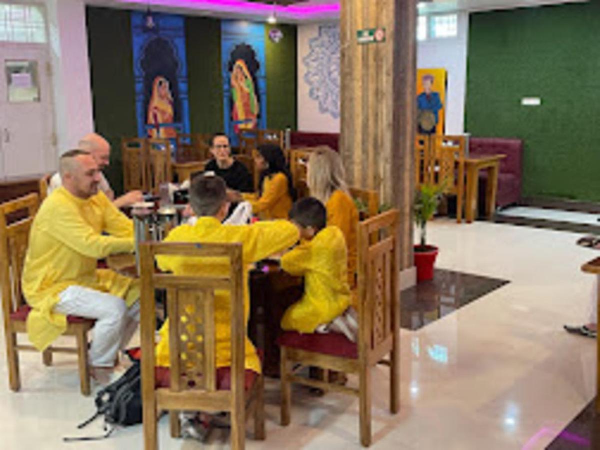 Shreem Homestay - Housity