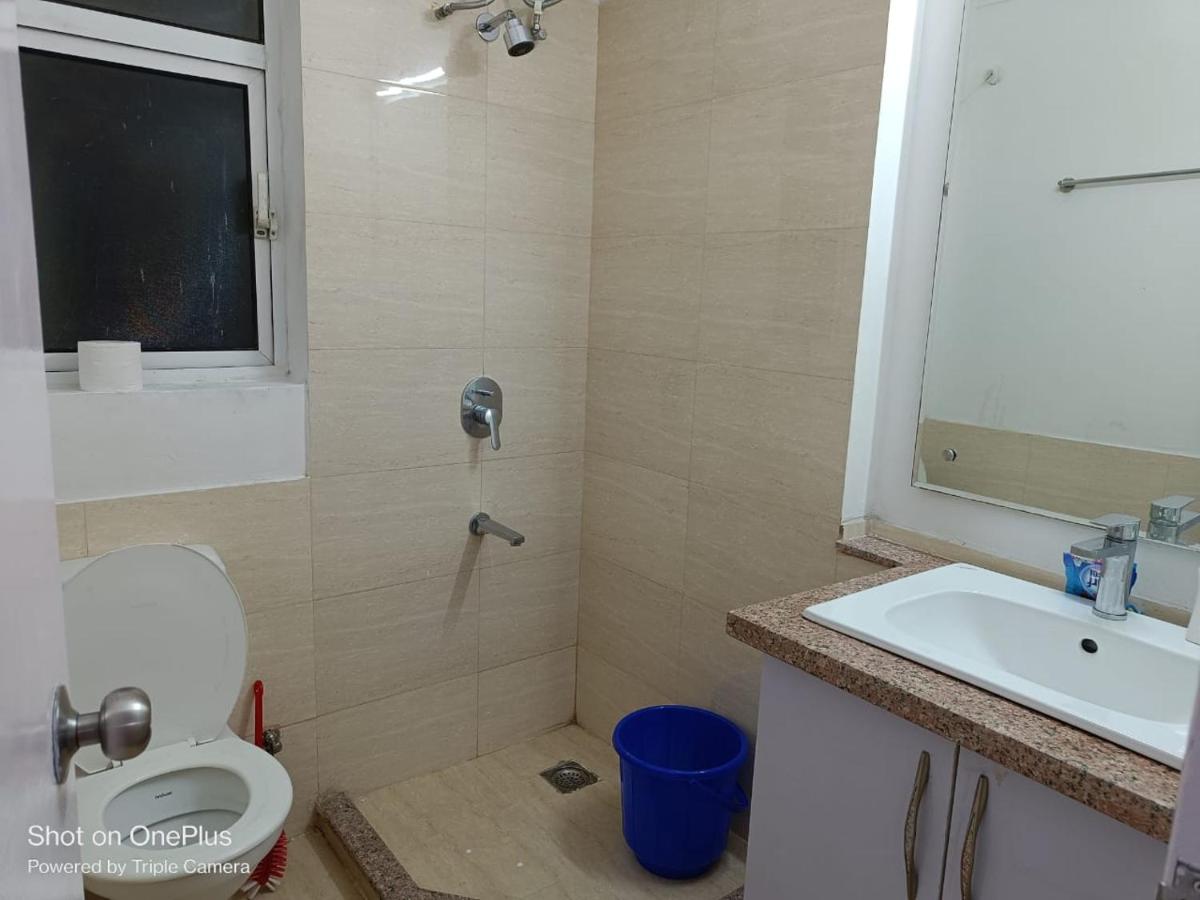 BnBBuddy Aarohi Homes 3 BHK West Delhi - Housity