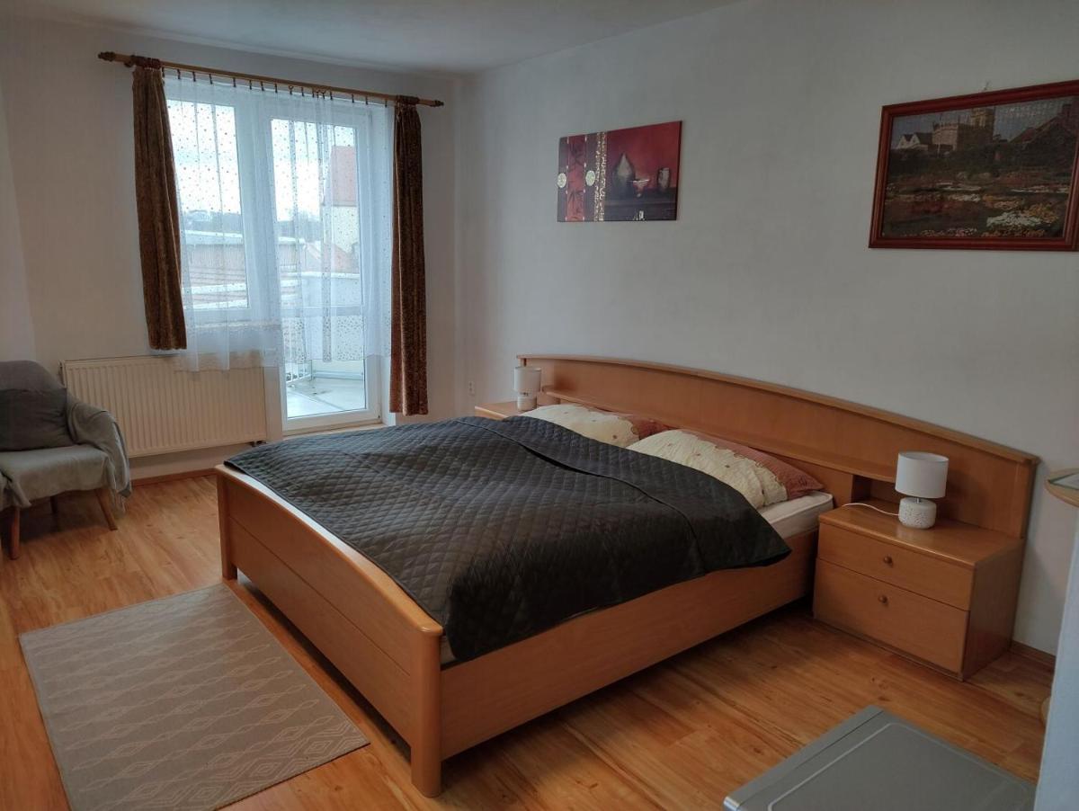 Hezké ubytování v centru města - Housity