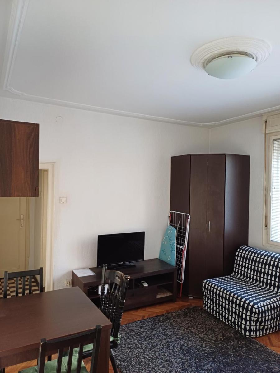 BELGRADE YOUTH CENTER APARTMENT - Housity