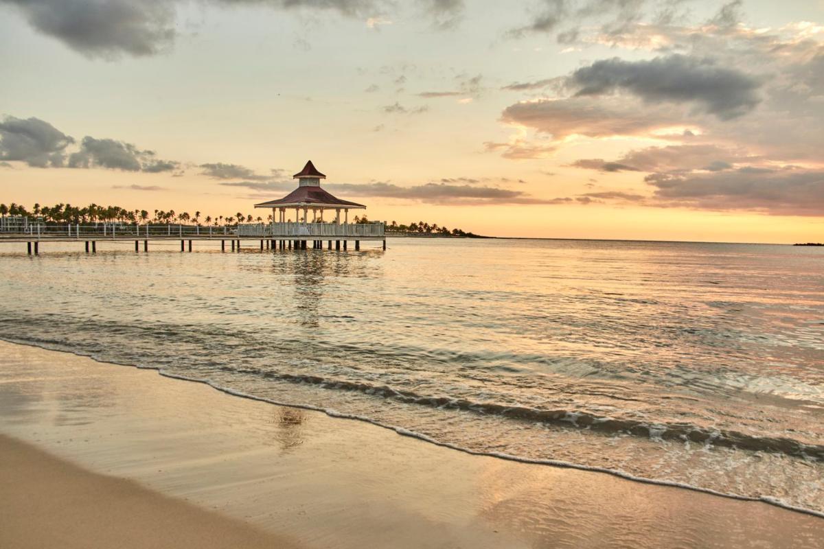 Bahia Principe Escape Bouganville - Adults Only - All Inclusive - Housity