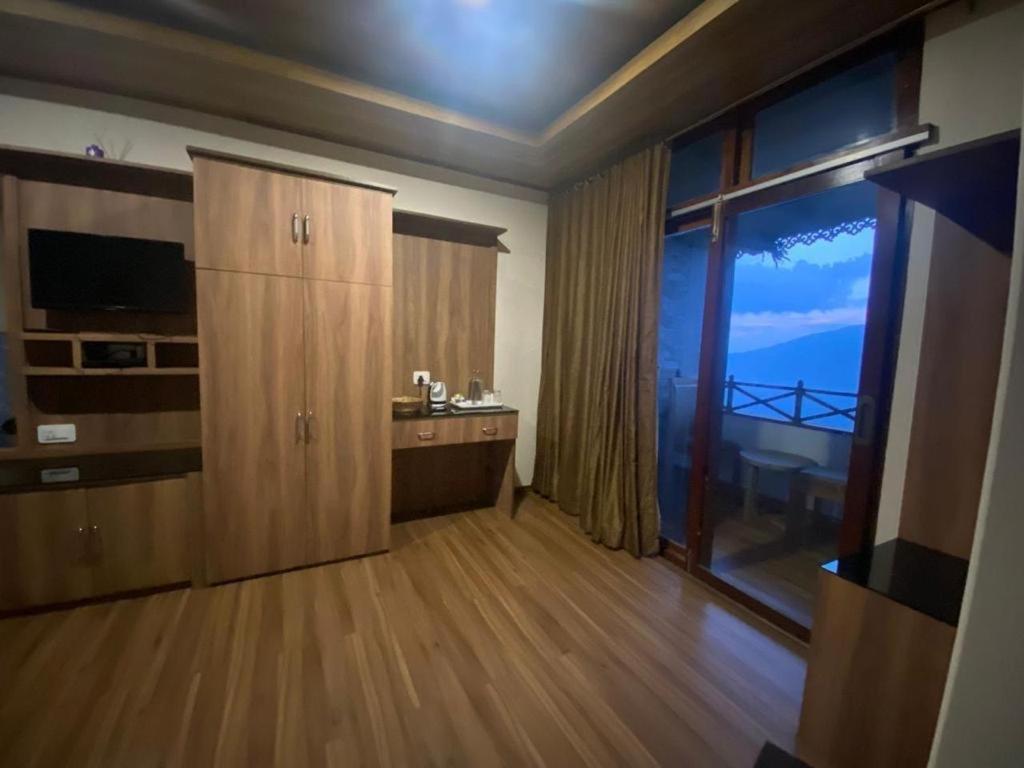 Khamdong guesthouse - Housity