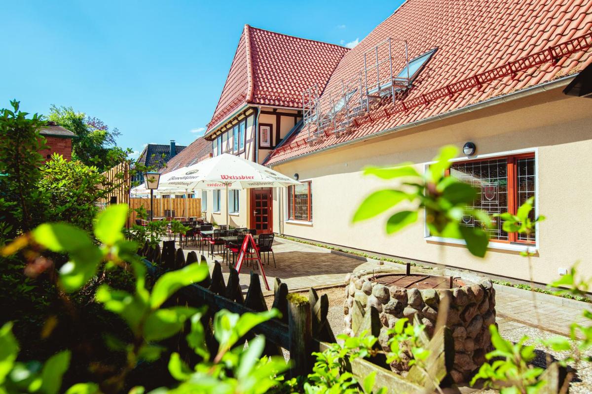 Hotel & Restaurant Hubertus Sehnde - Housity