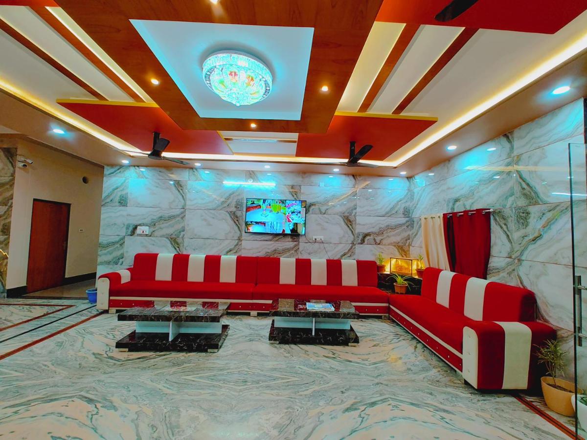 Hotel Shree Venktesh Nilayam 300 m from Ram Janam Bhumi - Housity