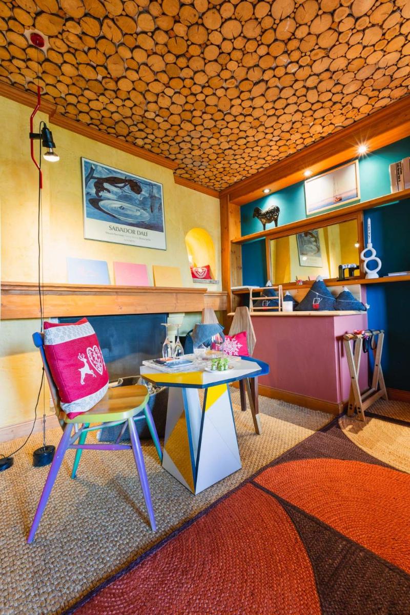 Cuisine ou kitchenette dans l'établissement Magic Megève Bois