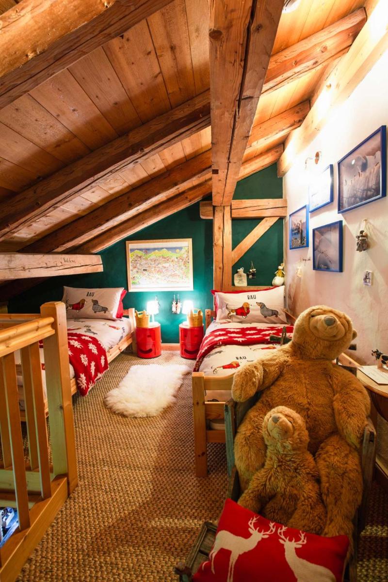 Coin salon dans l'établissement Magic Megève Bois