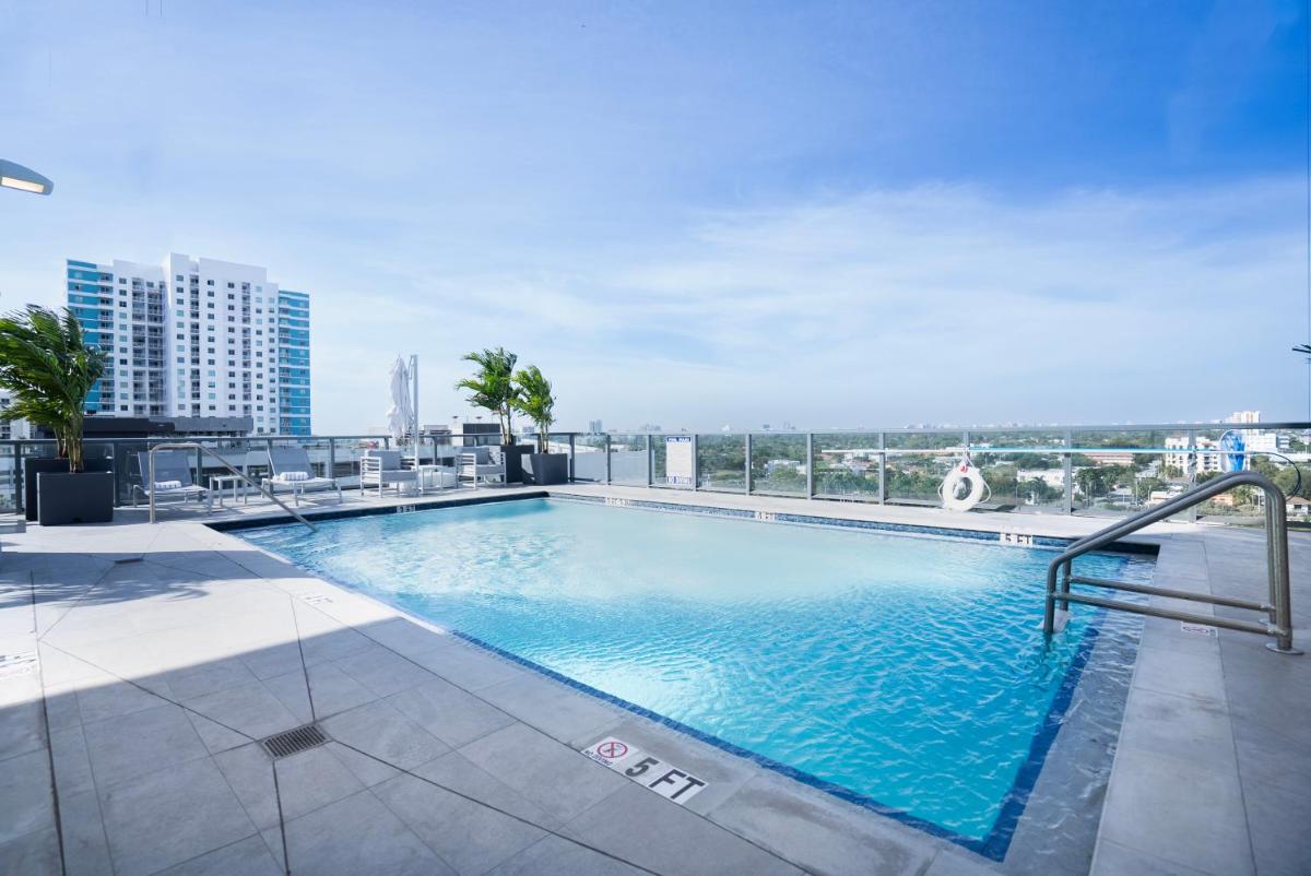Smart Brickell Hotel - Housity