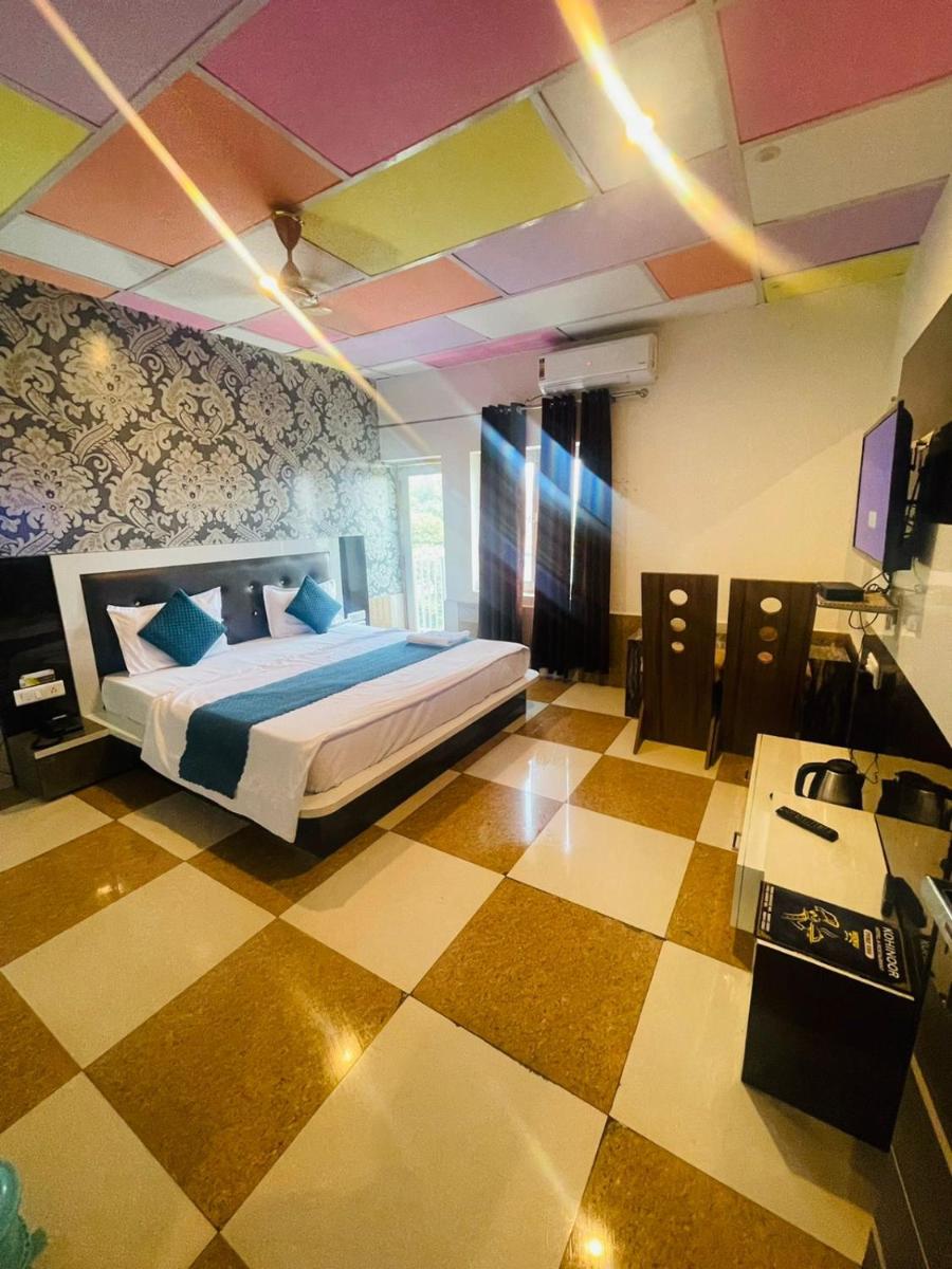 HOTEL KOHINOOR - Housity