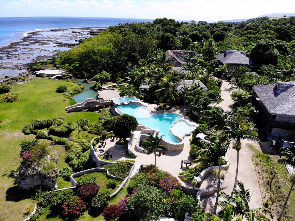 Suitetrails - Tanna Evergreen Resort & Tours