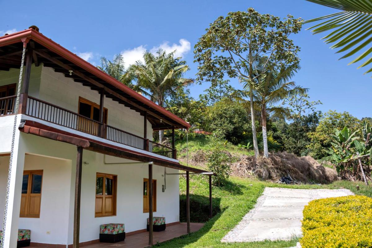 Entre Cafetales - Housity