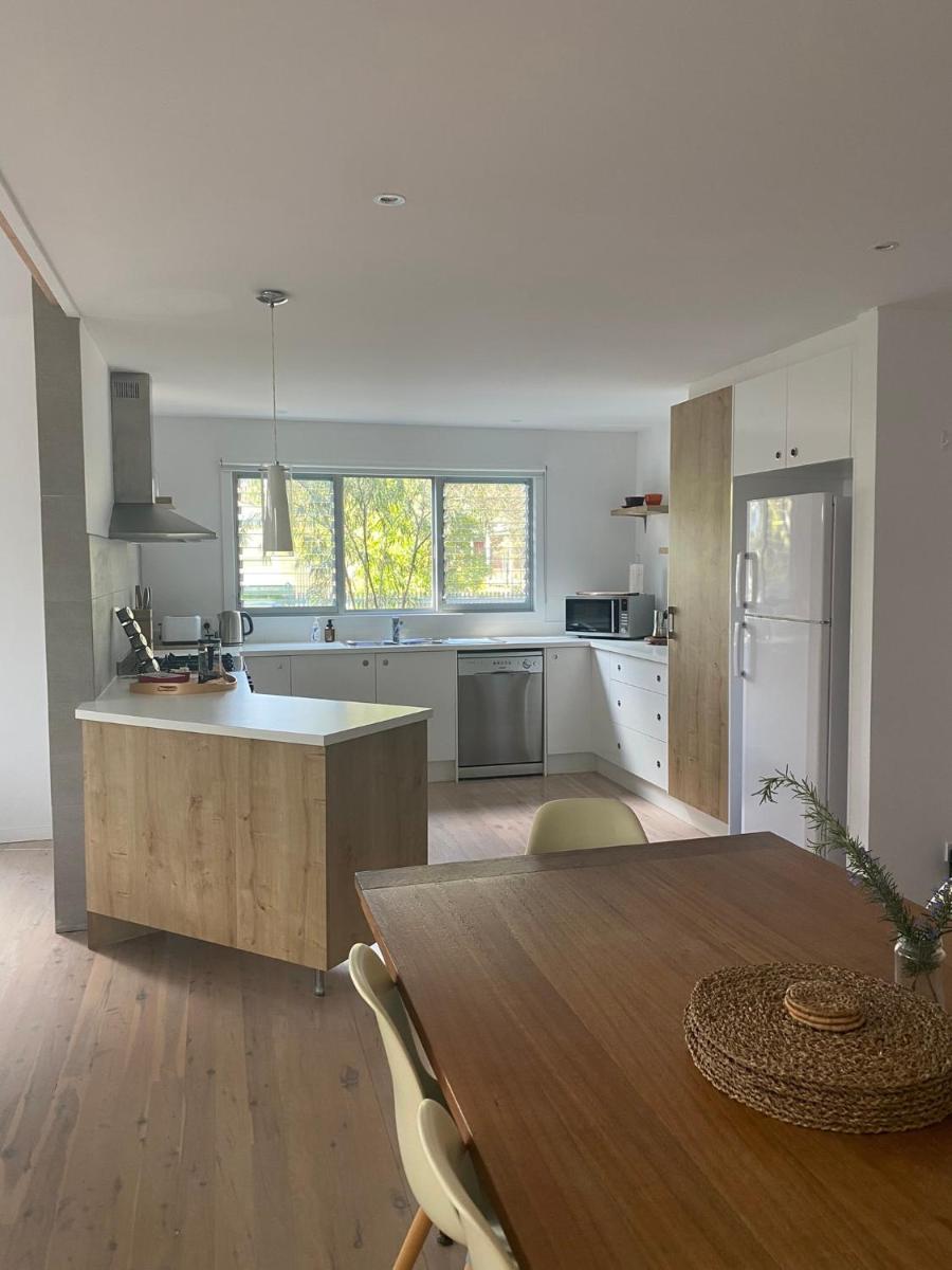 Tamara Beach House - Housity