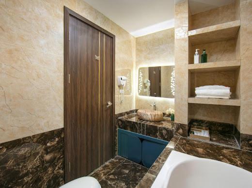 Bao Ngoc Hotel Linh Dam - Housity