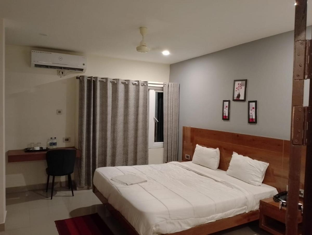 RELAX INN - Housity