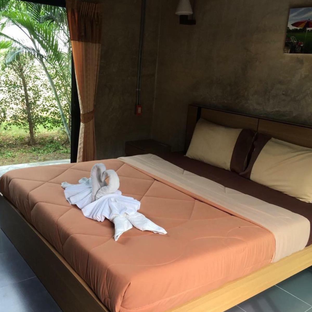 Smile Buffalo Resort สไมล์ รีสอร์ท - Housity