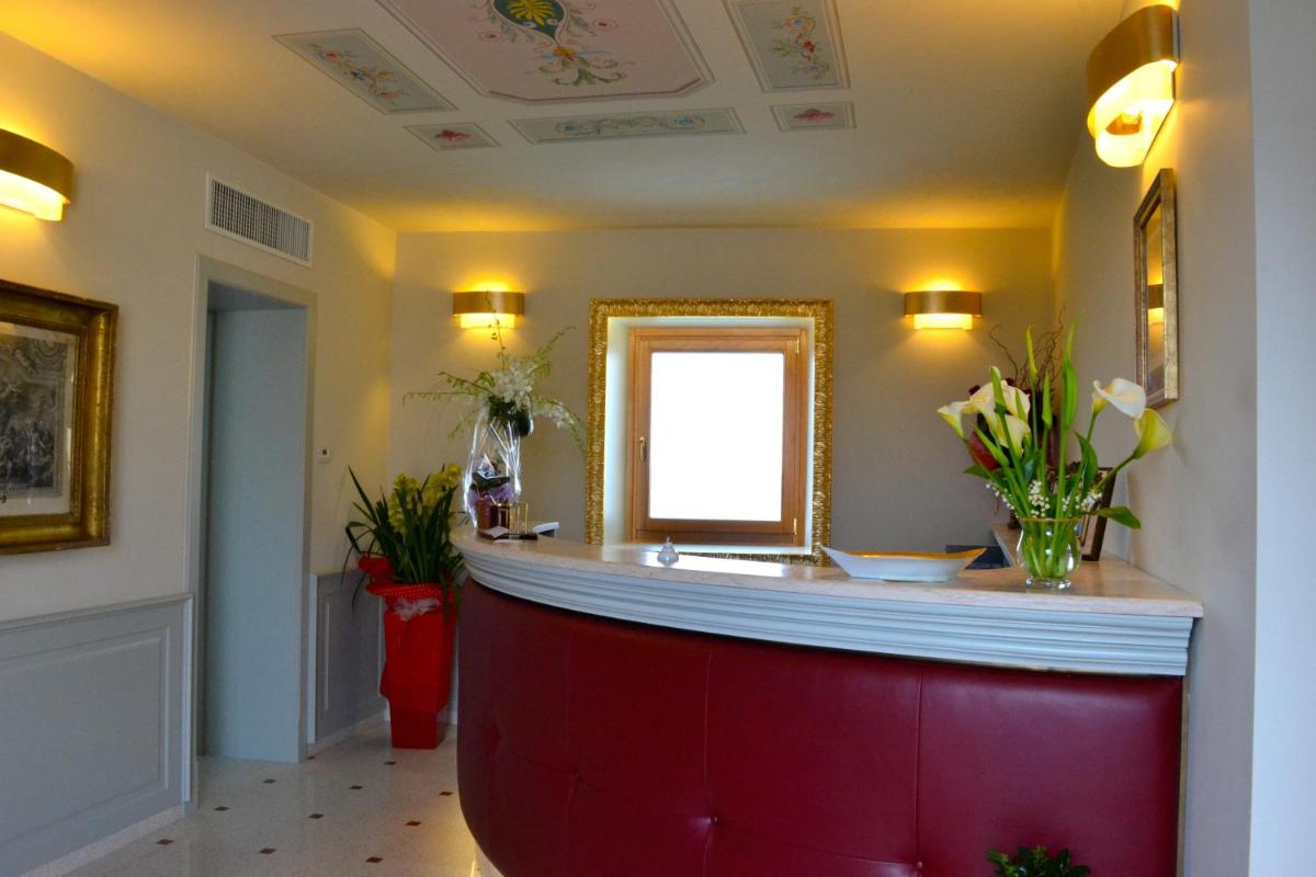 Palazzo Riccucci - Housity