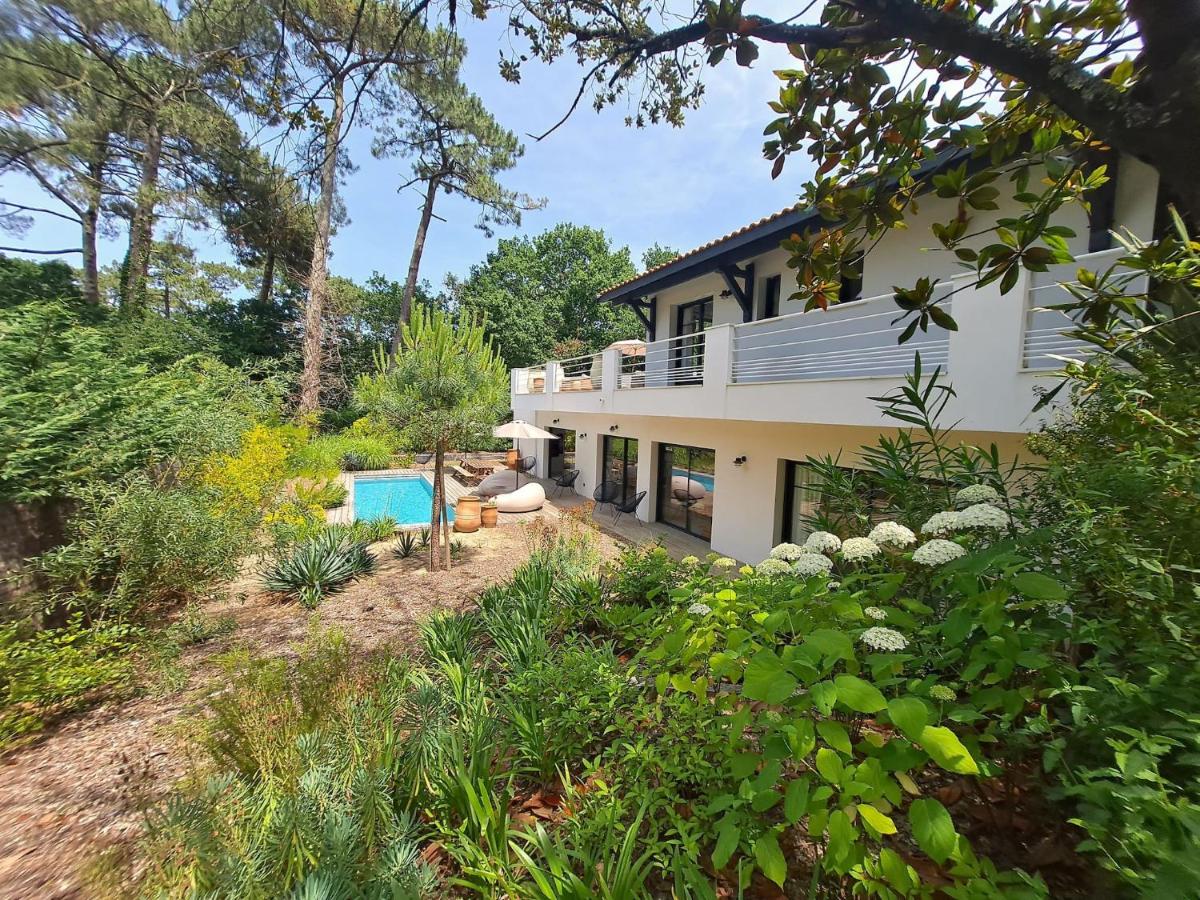Charmante villa avec piscine proche de la plage - Housity
