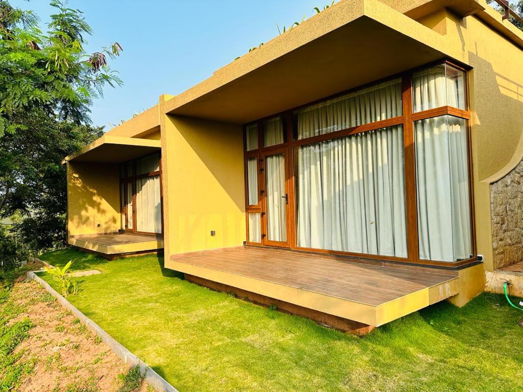 BLUE MOUNT RETREAT - Housity