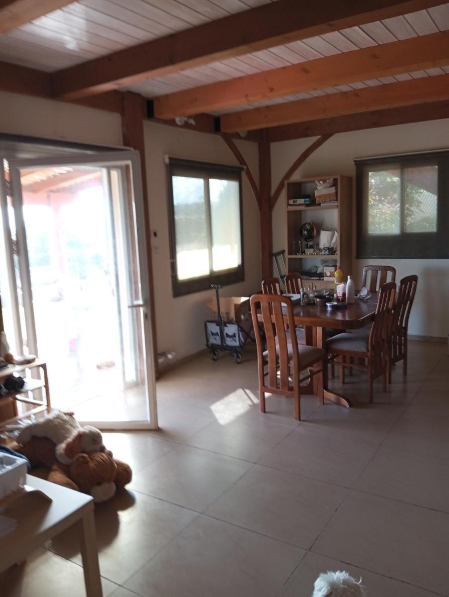 Lakeview Chalet in the Galilee - Master Bedroom Sublet - Housity