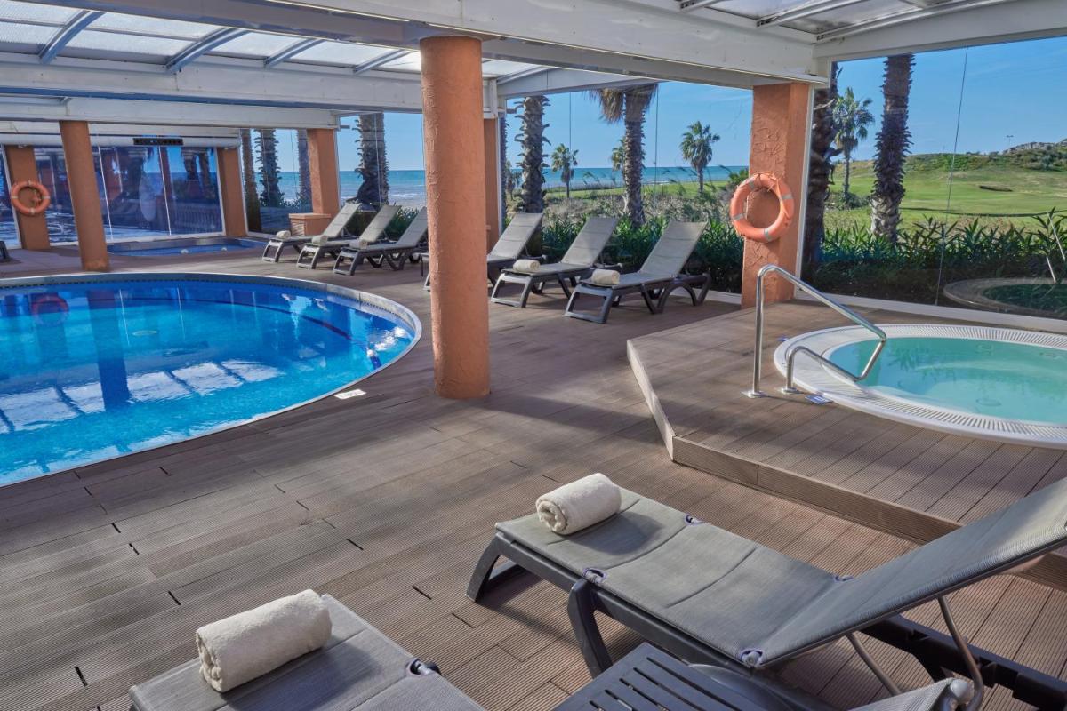 Piscina en o cerca de Sunway Playa Golf & Spa Sitges
