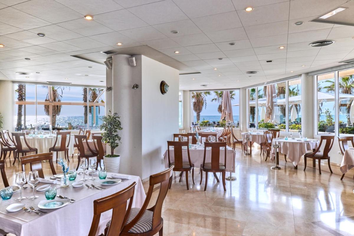 Un restaurante o sitio para comer en Sunway Playa Golf & Spa Sitges