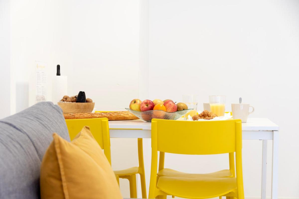 Castell Beach Aparthotel - Housity