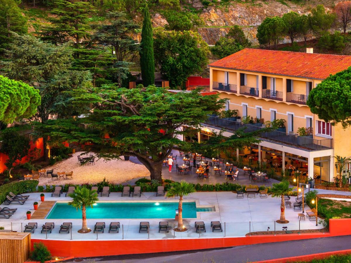 Piscine de l'établissement Les Jardins du Cèdre, Boutique hôtel & gastronomie ou située à proximité