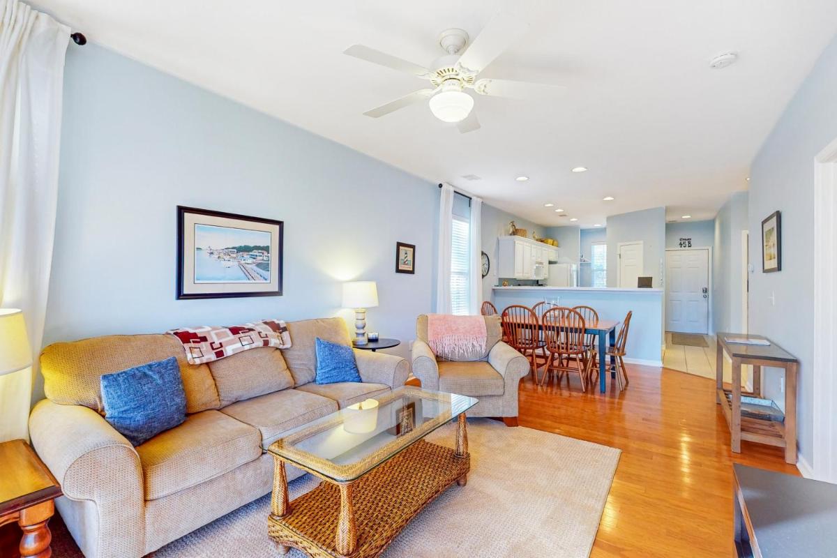Sunset Dreams - Housity