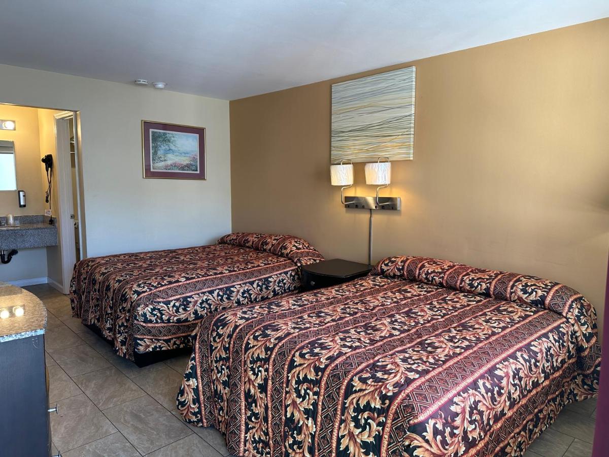 Sea Palace Motel - Housity