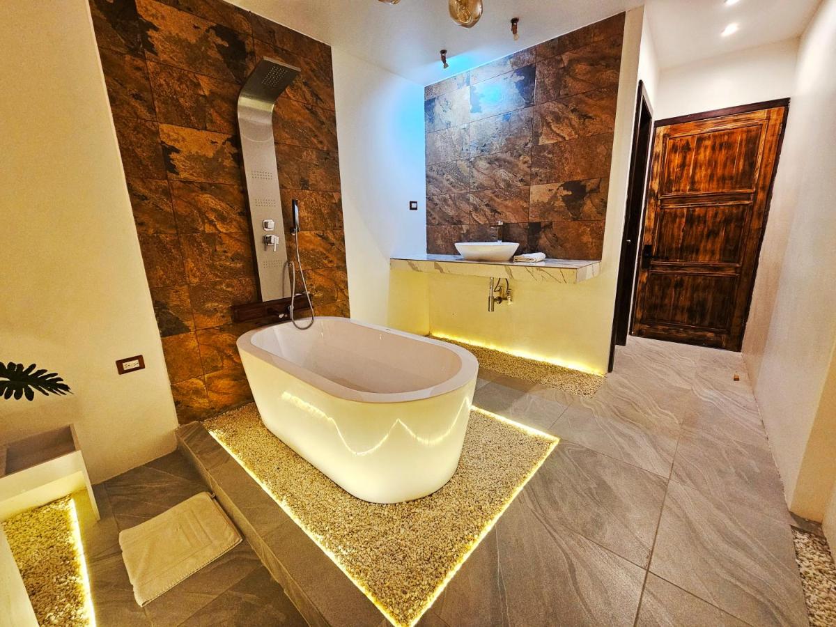 Las Luciernagas Hotel - Housity