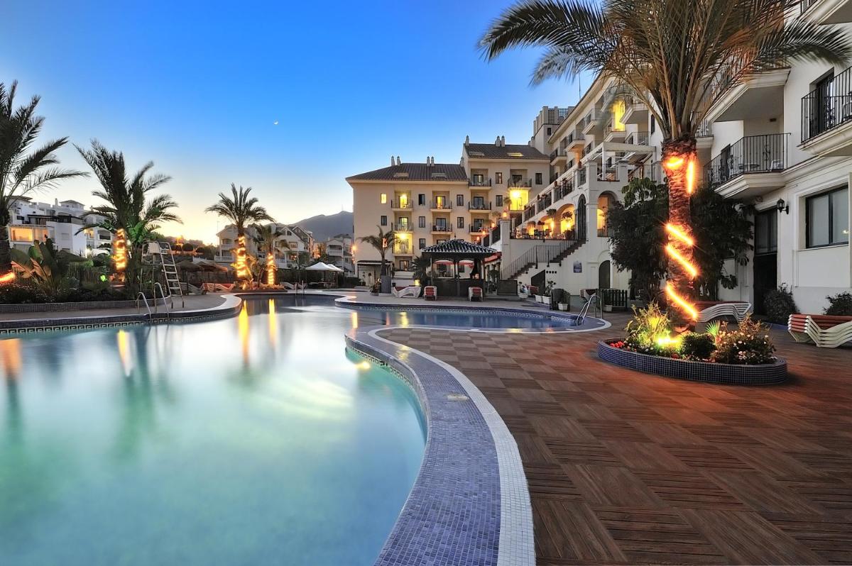 Piscina en o cerca de Benalmadena Palace Spa