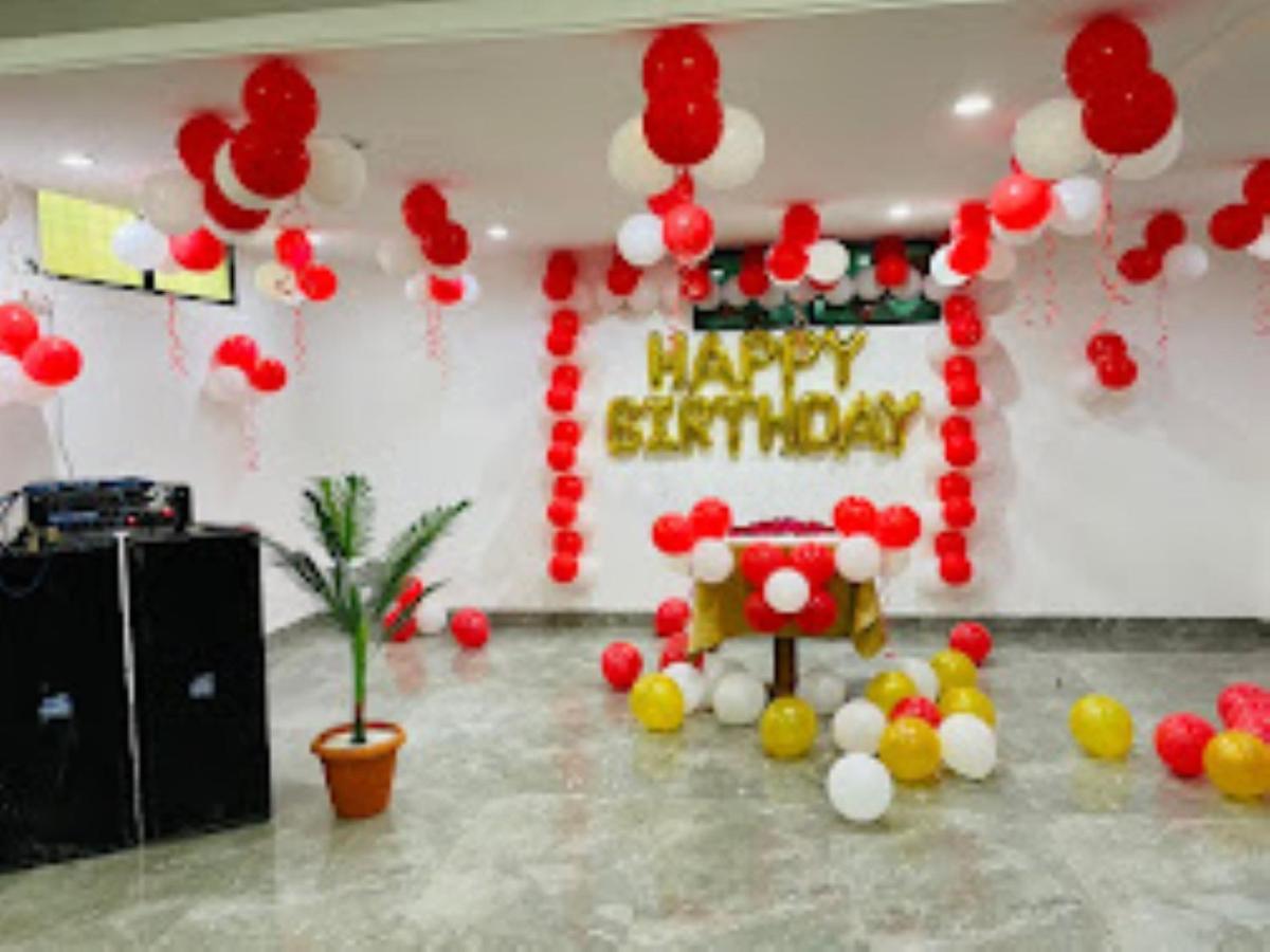 Hotel Holiday Pride Aurangabad - Housity