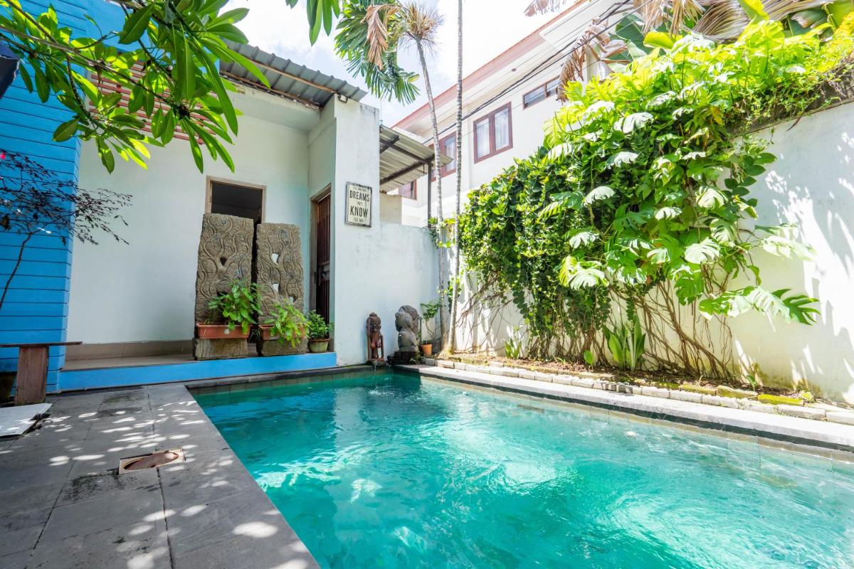 RedDoorz near Pantai Sanur Bali - Housity