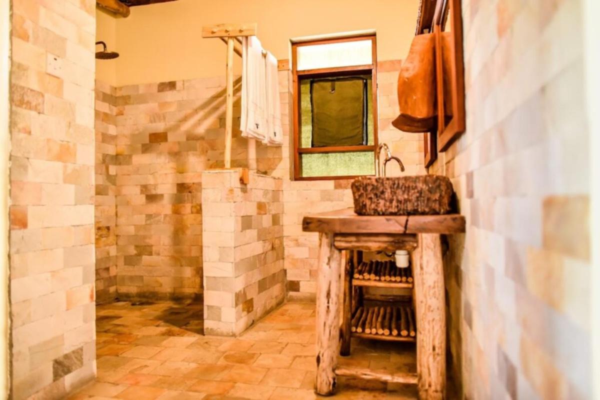 Suitetrails - Tabingi Safari Cottages
