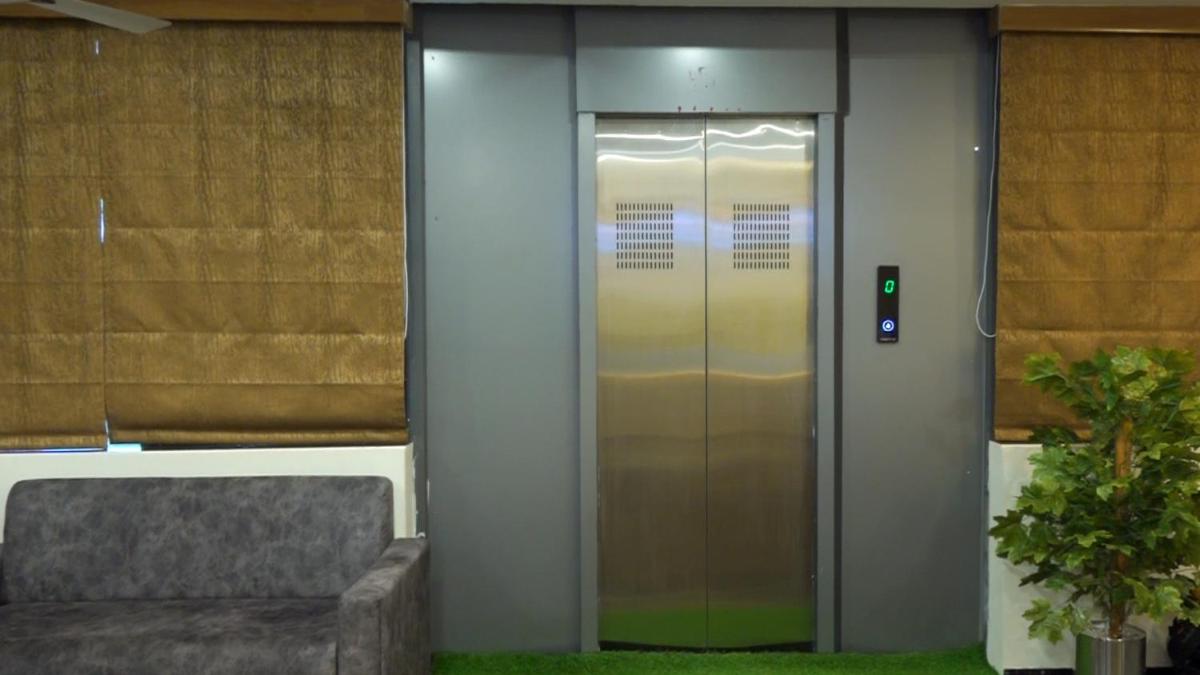 Hotel Rk Arcade - Housity
